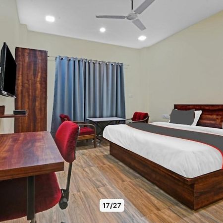 Hotel Manorama Inn Lucknow Ngoại thất bức ảnh
